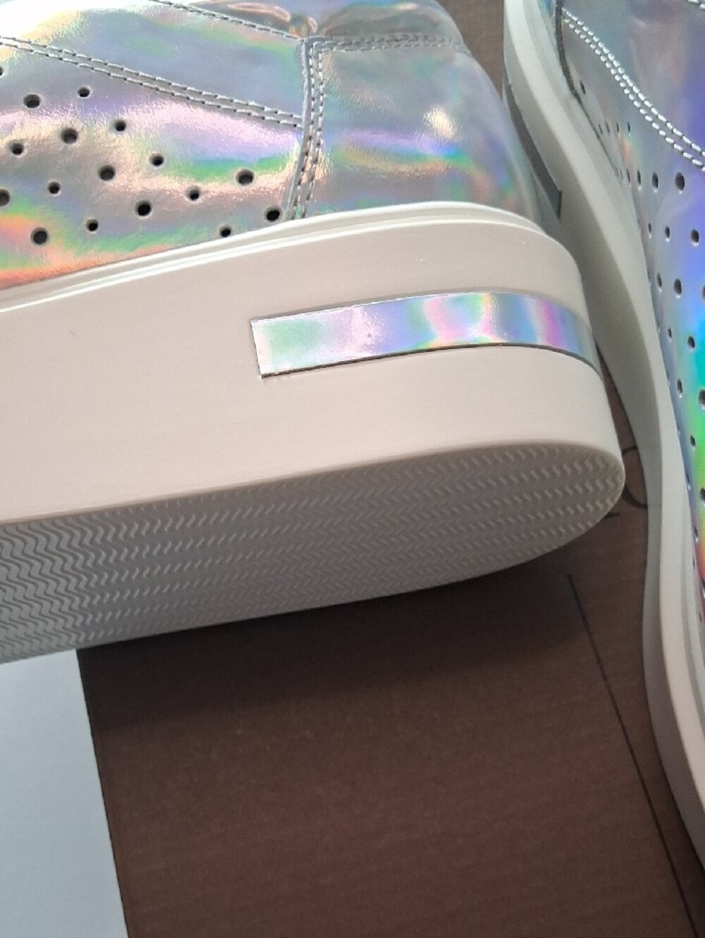 Paolo Holographic Lace-Up Sneakers in Silver - Picture 4 of 8